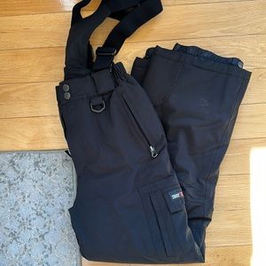 EUC 32 Degrees Weatherproof snow pants with suspenders Kids size L 14/16